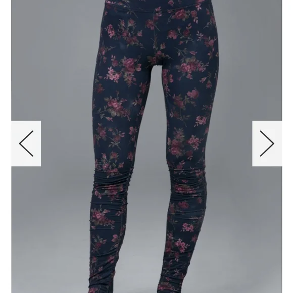 KiraGrace Flirt Skinny Yoga Tight ヨガウェア KiraGrace Flirt High Waist Yoga Tight - Perfect Leopard Sz:M
